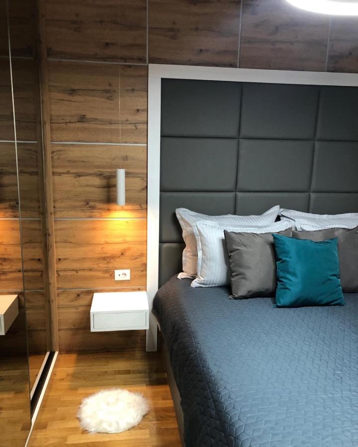 Lux Apartman 33 Kragujevac Eksteriør billede