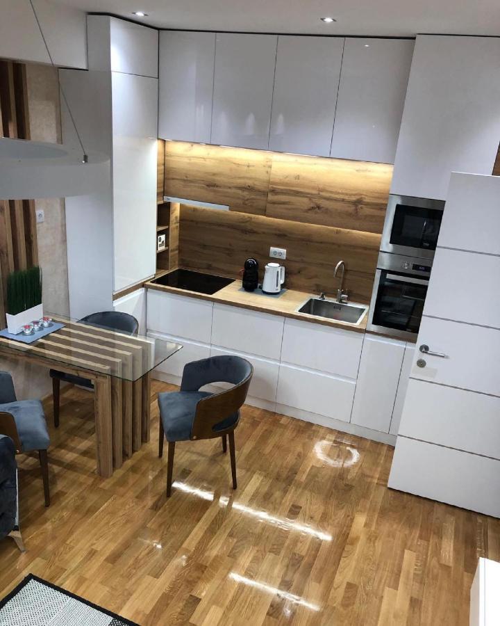 Lux Apartman 33 Kragujevac Eksteriør billede